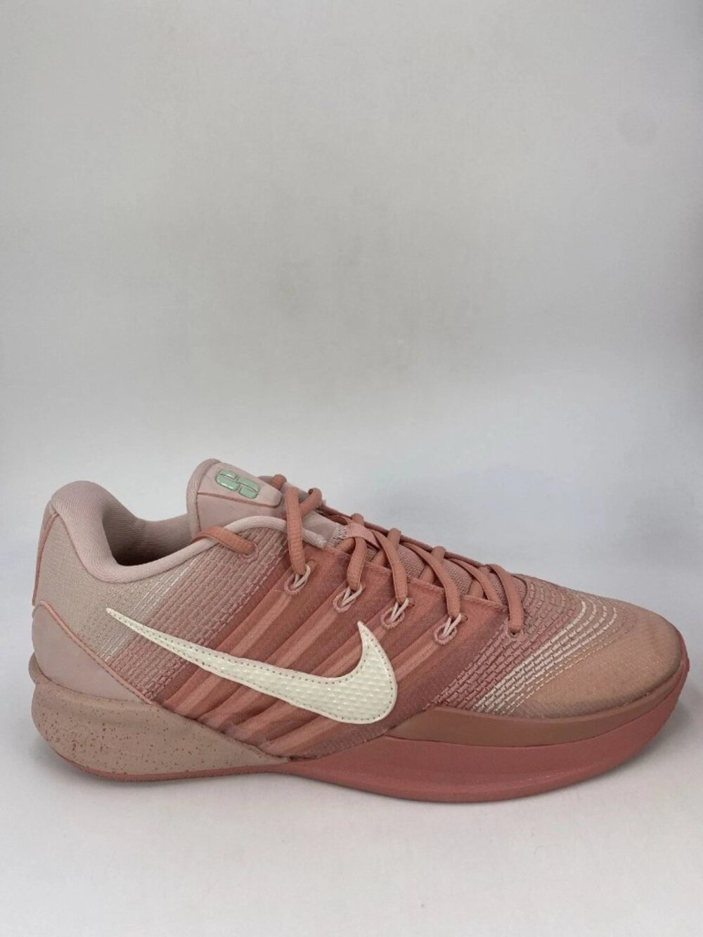 Nike Sabrina 3 Pink Oxford Men’s Size 13.5 Women’s 15 HF2881-600